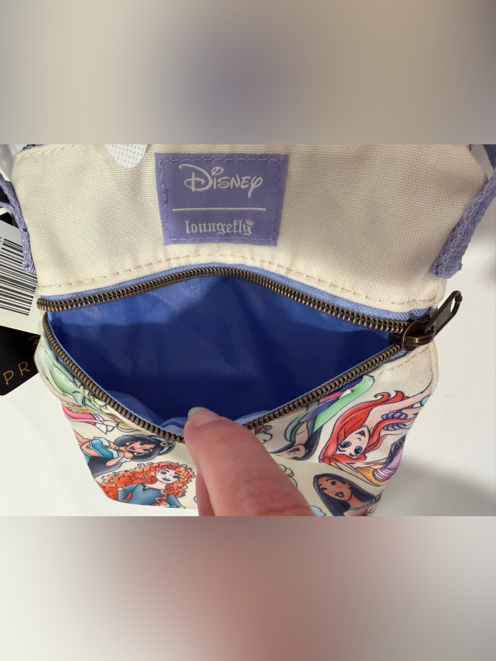 NWT Loungefly Disney Princess Group Passport Crossbody Bag - Picture 12 of 15
